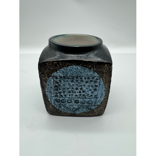 275 - 1970's square form marmalade pot by Troika Pottery Vase signed Marilyn Pascoe - 9cm x 7cm