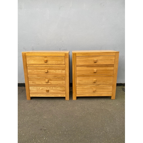 596 - Pair of modern Solid Oak Chest of drawers. 

Dimensions - 31