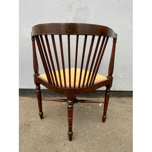 602 - Antique Corner chair. 

Dimensions - 22.5