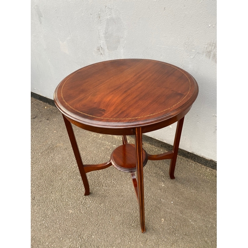 607 - Antique inlaid mahogany circular side table. 

Dimensions - 24