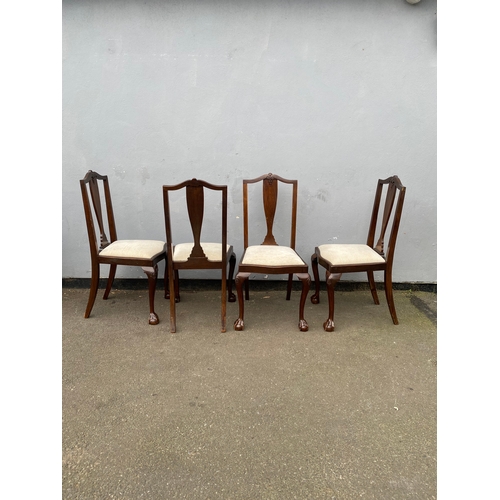 613 - Lovely Regency Revival Mahogany & Satinwood banded circular dining table and four chairs. 

Please s... 