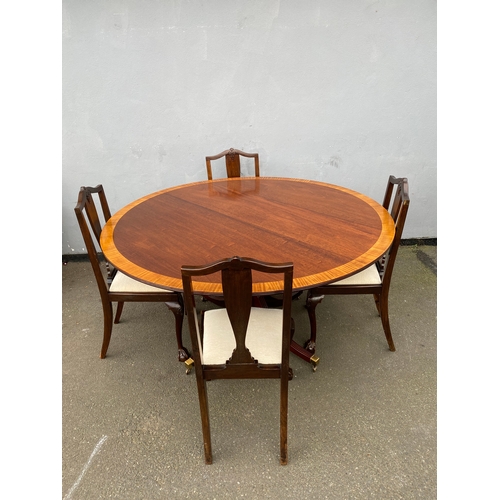 613 - Lovely Regency Revival Mahogany & Satinwood banded circular dining table and four chairs. 

Please s... 