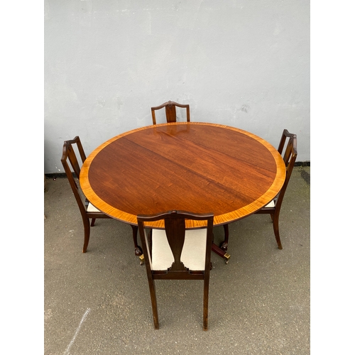 613 - Lovely Regency Revival Mahogany & Satinwood banded circular dining table and four chairs. 

Please s... 