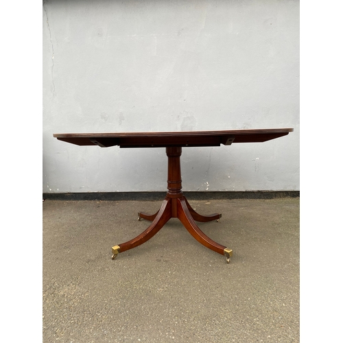 613 - Lovely Regency Revival Mahogany & Satinwood banded circular dining table and four chairs. 

Please s... 