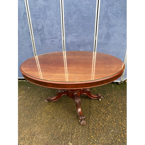 310 - Antique oval dining table and four chairs. 

Please see images for all dimensions.