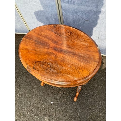 338 - Mid Victorian Rosewood Work / Lamp Table with a lovely marquetry work to the underside, concealing a... 