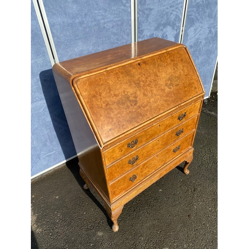 351 - Antique burr Walnut bureau / writing desk. 

Dimensions - 30