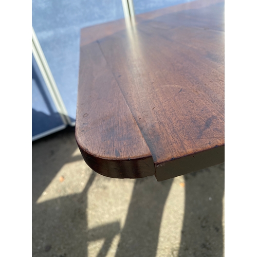 361 - Antique mahogany drop leaf table. 

Please see images for dimensions.