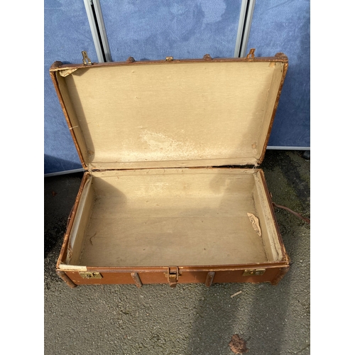 363 - Two Vintage Military trunks. 

Please see images for dimensions.