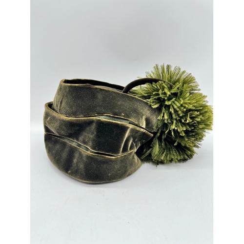 5 - 1920/30's Green velvet hat / fascinator - A Woolsand Model