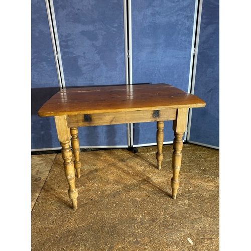 385 - Vintage Pine table with drawer. 

Dimensions - 33