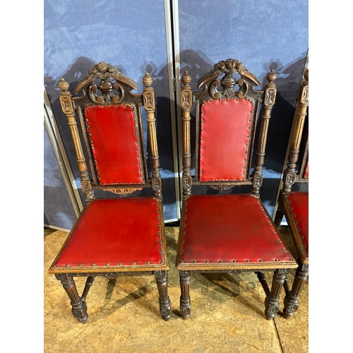 388 - Antique Oak extendable dining table and a set of four Oak carved chairs. 

Dimensions - 18.5