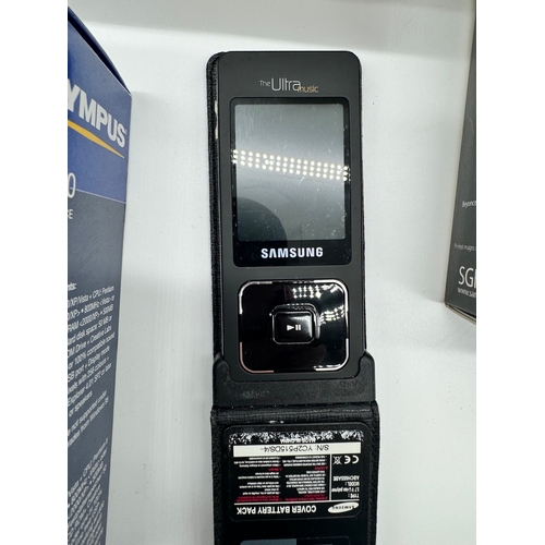 223 - Olympus DS 40 Voice recorder + Samsung SGH - F300 Music player / mobile phone