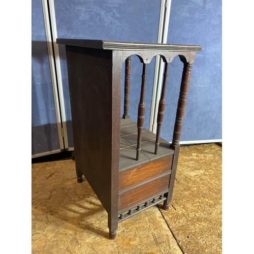 391 - Antique side cabinet with two drawers.