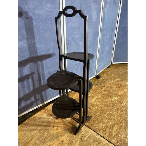 400 - Antique foldable pot stand.