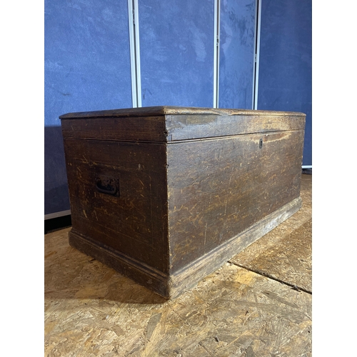 408 - Antique storage chest

Dimensions - 41