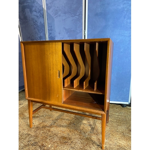 428 - Mid century Walnut record cabinet. 

Dimensions - 28