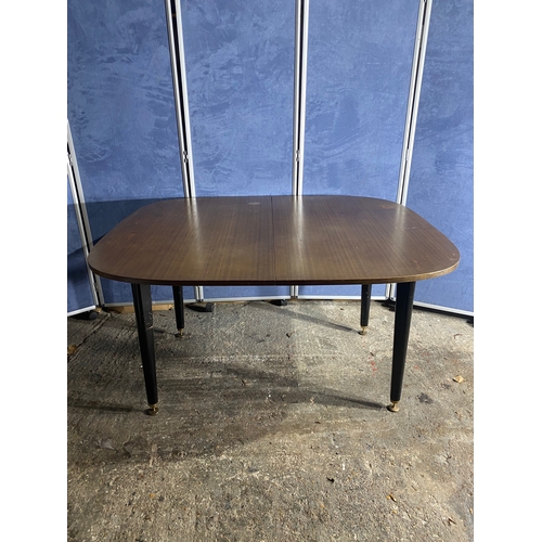 433 - Mid century E Gomme G Plan extendable table with four chairs. 

Please see images for all dimensions... 