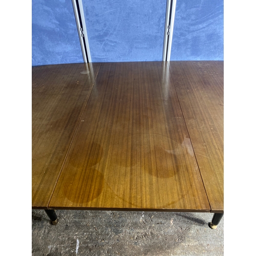 433 - Mid century E Gomme G Plan extendable table with four chairs. 

Please see images for all dimensions... 