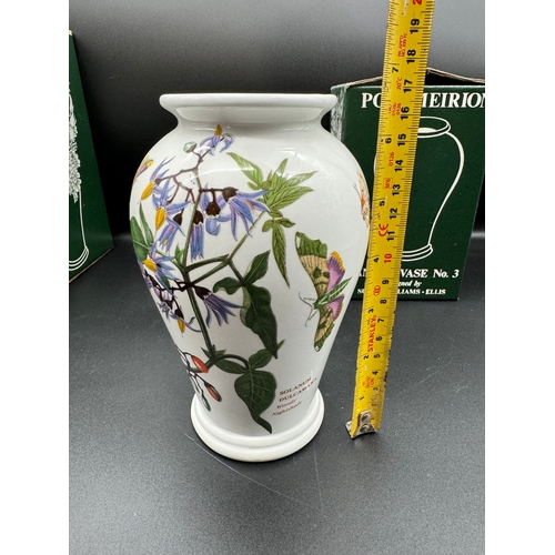 145 - Two boxed Portmeirion Canton vases by Susan Williams-Ellis No 2 & No 3 / 20cm / 16.5cm