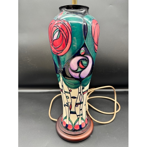 59A - Vintage Moorcroft Ceramic Table Lamp 