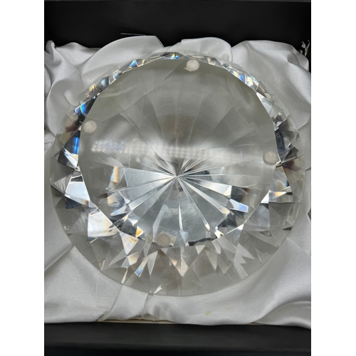 169A - Large Rosenthal Faceted Crystal in shape of brillant round diamond 16cm x 13cm