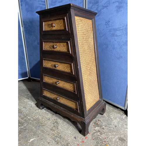 454 - Interesting five drawer pyramid style chest of drawers with rattan sides / drawer fronts