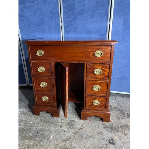 455 - Vintage mahogany knee-hole writing desk