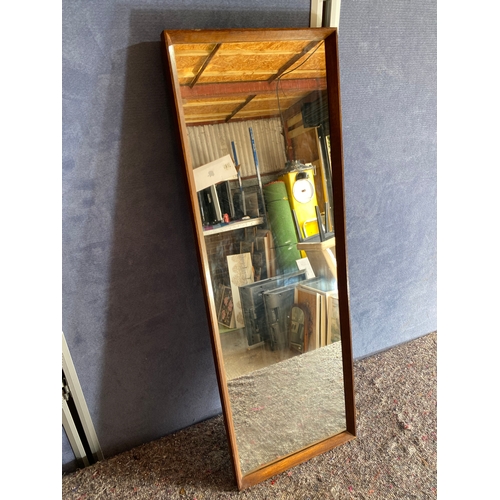 531 - Retro wooden framed rectangular mirror.