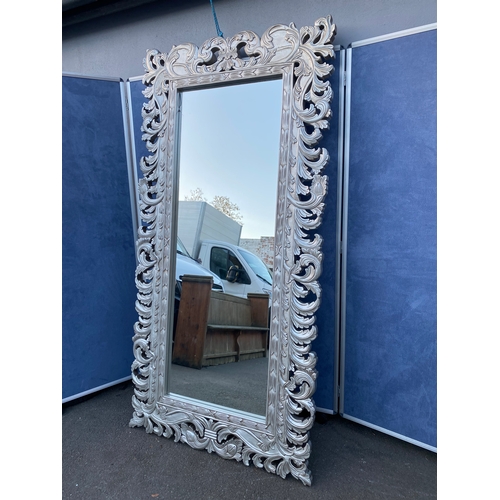 611 - Large full length ornate silver mirror

Dimensions - 39.5