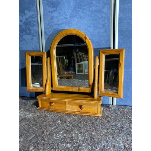 617 - Pine dressing table mirror with two small drawers. 

Dimensions - 29