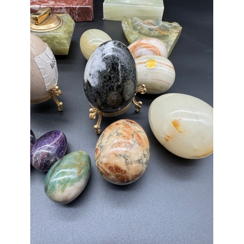 30 - Collection of polishes stone / marble eggs + Green Onyx ashtrays / lighter / box