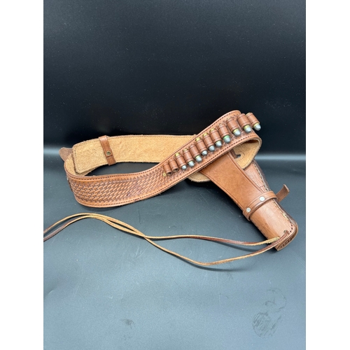 42 - Mexican Made Leather Gun Holster + Dummy Bullets