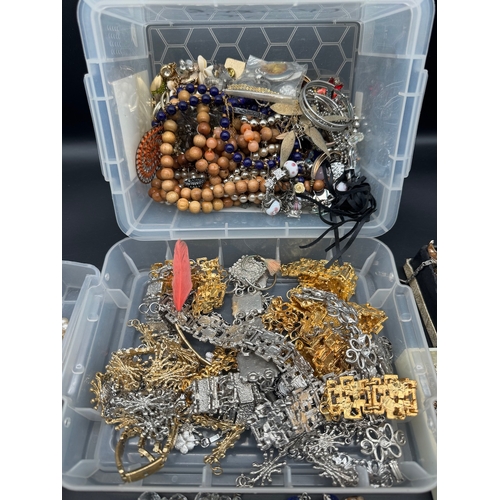 75 - Quantity of costume jewellery including necklaces, bracelets etc