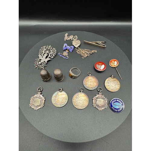 90 - Collection of Silver angling medals, thimbles, badges & jewellery - silver weight 95g