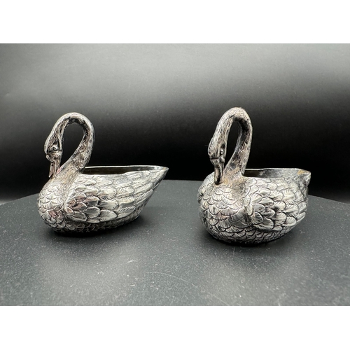 92 - A Pair of Victorian Silver Novelty Swan Salt Pots - Edward H Stockwell London 1872 - 94g