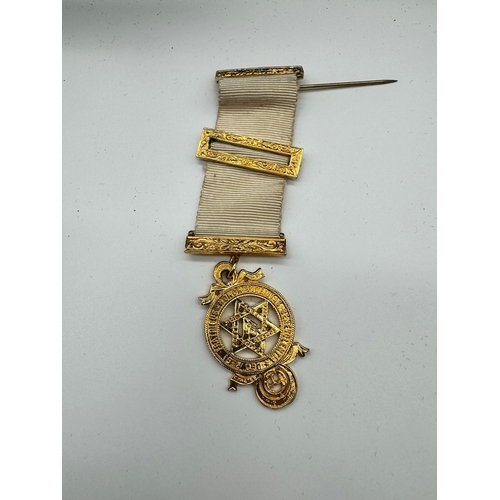 87A - Collection of Masonic dress, medals, badges including Gilded Silver Medallions - Surrey Assistant / ... 