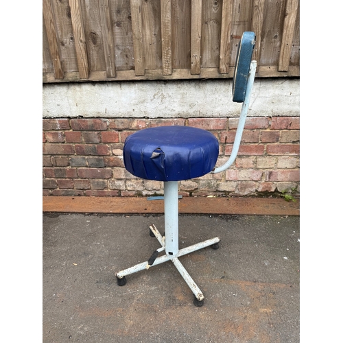 170 - Vintage engineers adjustable stool