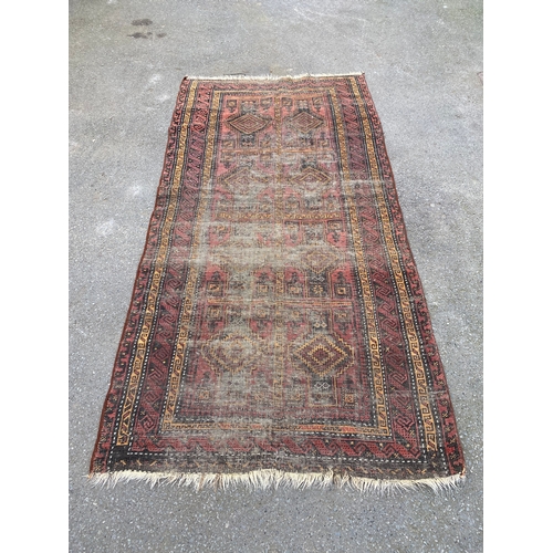 360 - A lot of three rugs / carpets. 

See images for all dimensions.