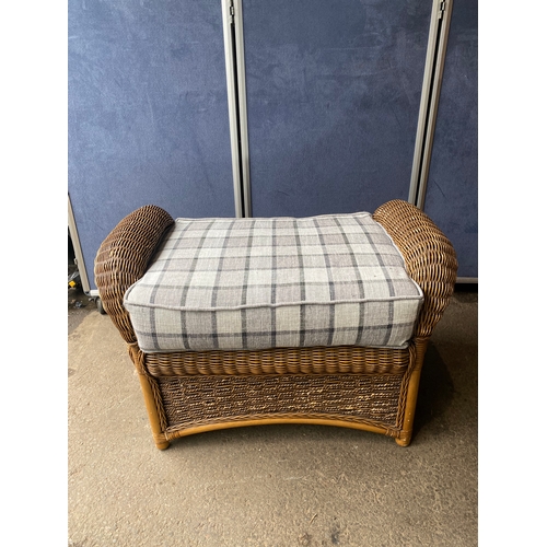 397 - A good quality two seater wicker conservatory sofa and stool. 

Please see images for all dimensions... 