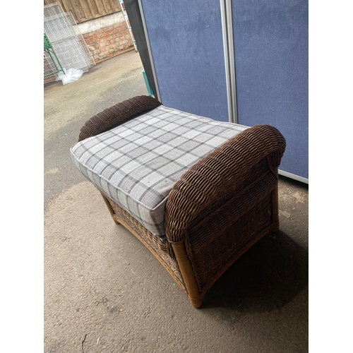 397 - A good quality two seater wicker conservatory sofa and stool. 

Please see images for all dimensions... 