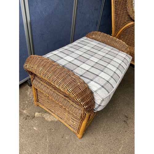 397 - A good quality two seater wicker conservatory sofa and stool. 

Please see images for all dimensions... 