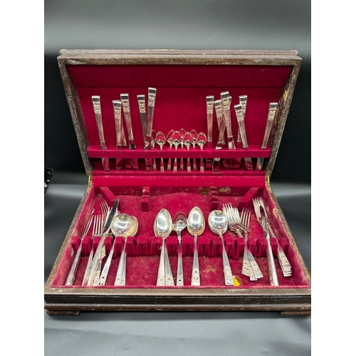 68 - Part Complete Silver plated Community Catteen of Cutlery + Complete Michel Delaby set