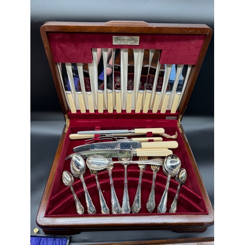 77 - Quantity of Cutlery Sets including complete bone and silver plate A.E Poston 7 Sons Sheffield set