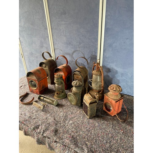 191 - Quantity of vintage paraffin lamps / working lamps