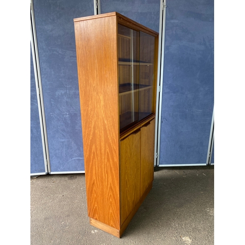 209 - Lovely Mid century Teak narrow display cabinet 

Dimensions - 11