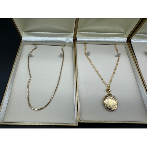 104 - Four Gold Plated 925 Silver Chains / Necklaces in Veronese boxes