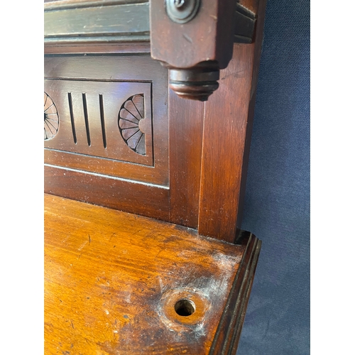 429 - Antique mahogany wash stand mirrored side board. 

See images for all dimensions.