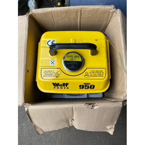 442 - Wolf Power Model 950 portable petrol generator.