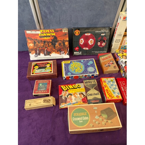 447 - A quantity of retro board games, games , puzzles etc